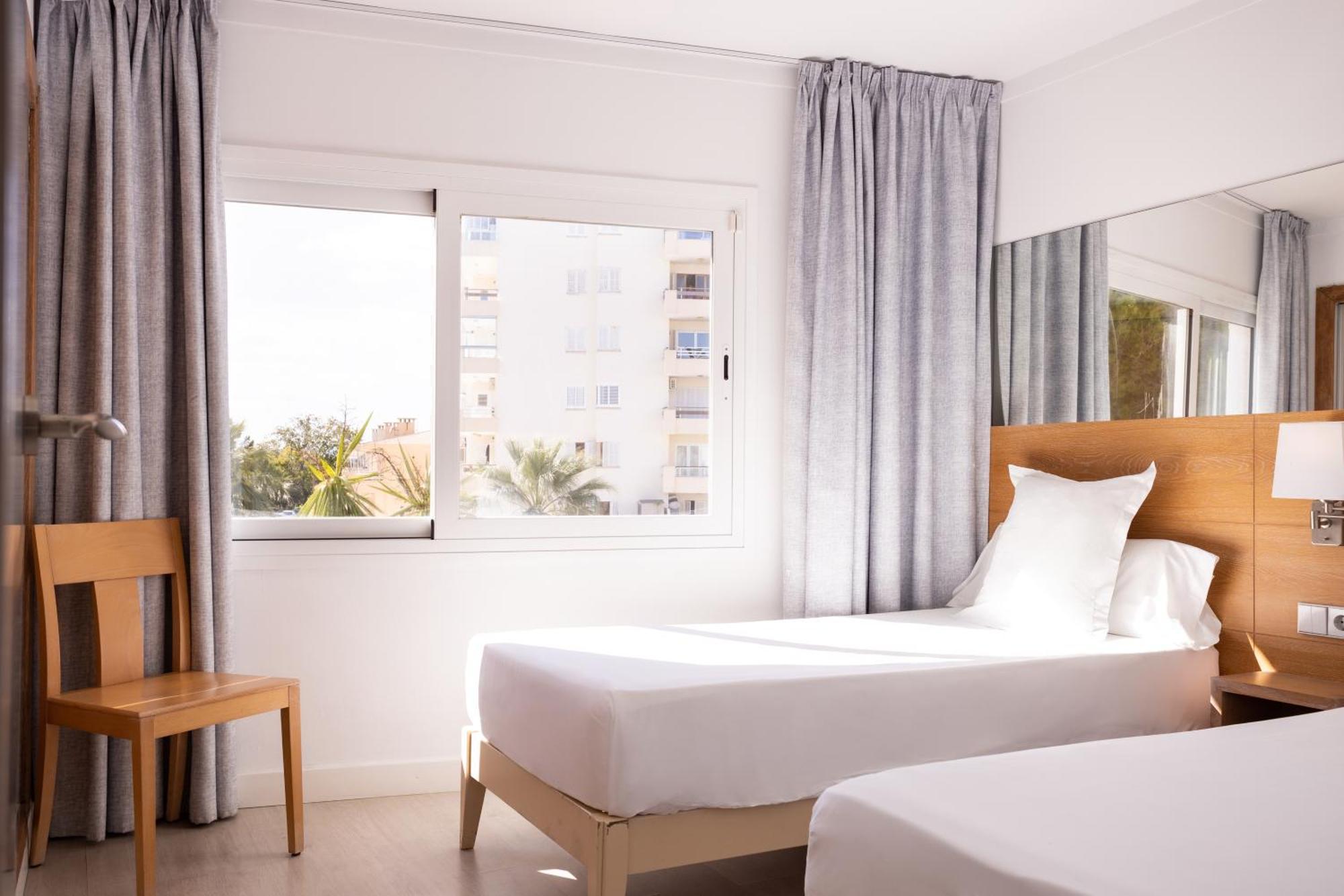 Aparthotel Ses Fotges Playa de Muro  Exterior photo